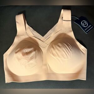 Evelyn & Bobbie Defy Bra Mesh NWT Size Small